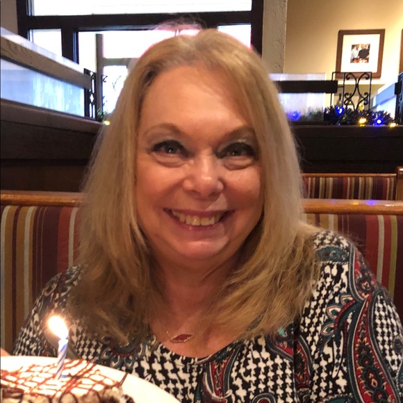 Meet your Posher, Bettye - Picture 1 of 1